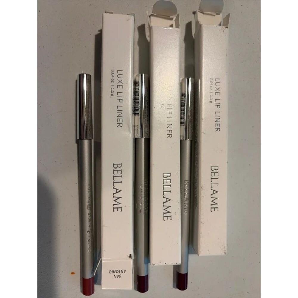Bellame Lux Lip Liner